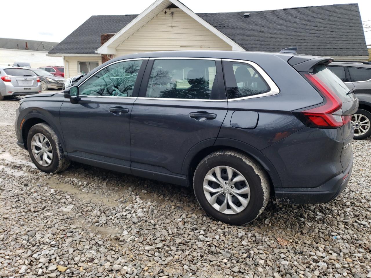 2024 HONDA CR-V LX - 2HKRS4H28RH432284 — photo 2