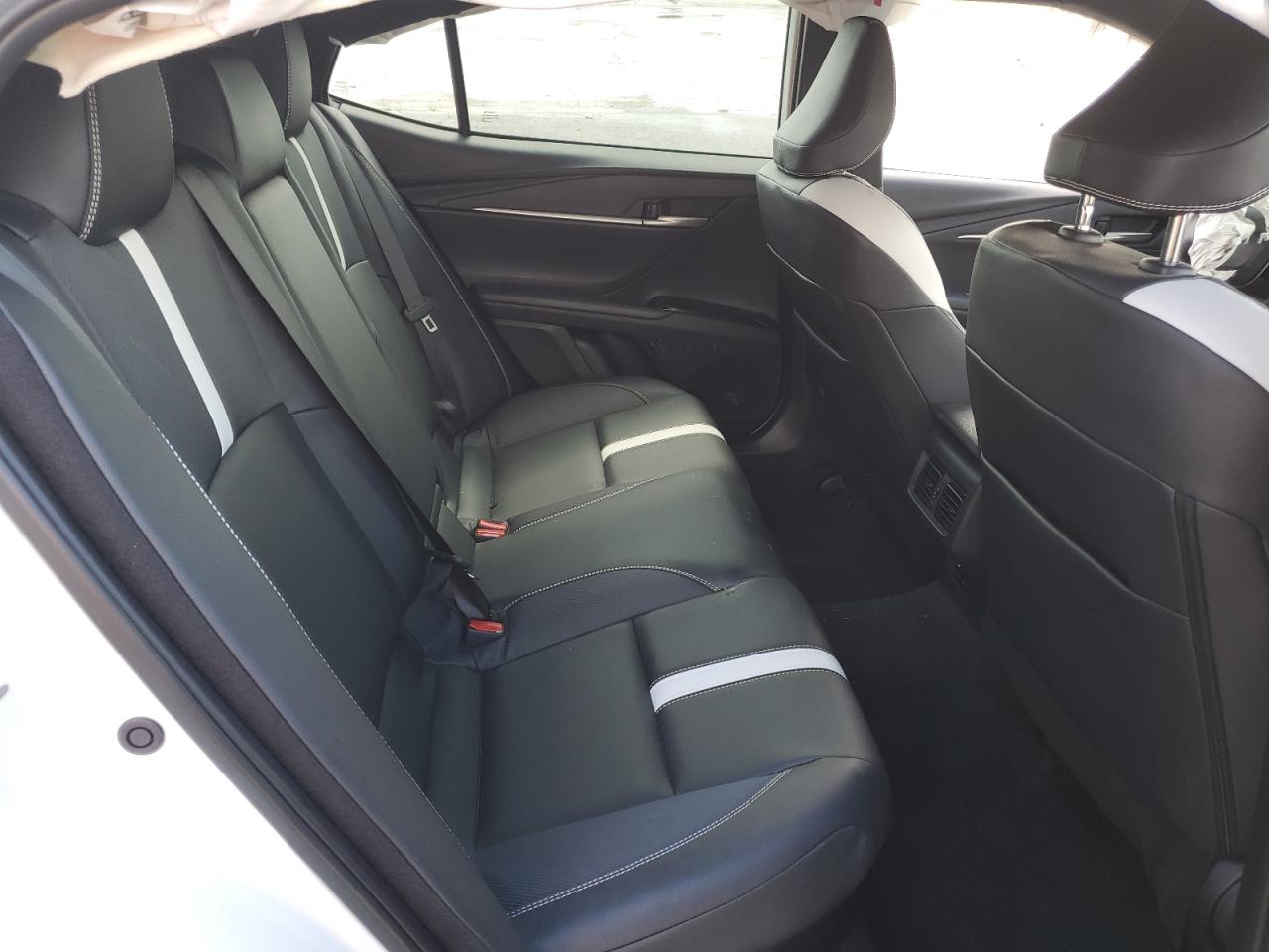 2025 TOYOTA CAMRY XSE - 4T1DAACK2SU005967 — photo 10