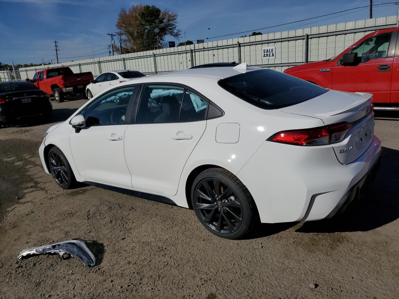 TOYOTA COROLLA SE 2025 | 2.0L 4 | VIN: 5YFS4MCE8SP217686 — photo 2